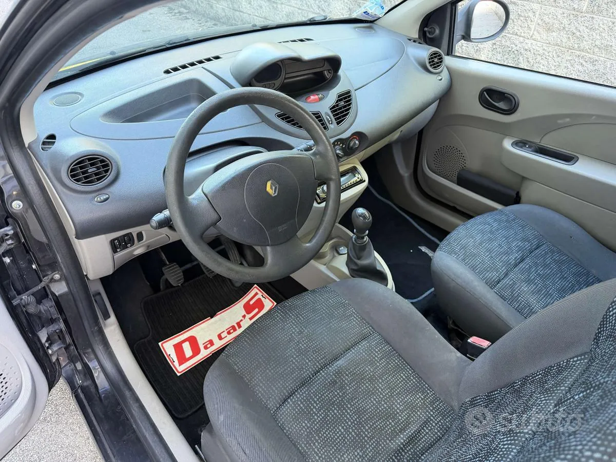 Renault Twingo 2009 photo 2