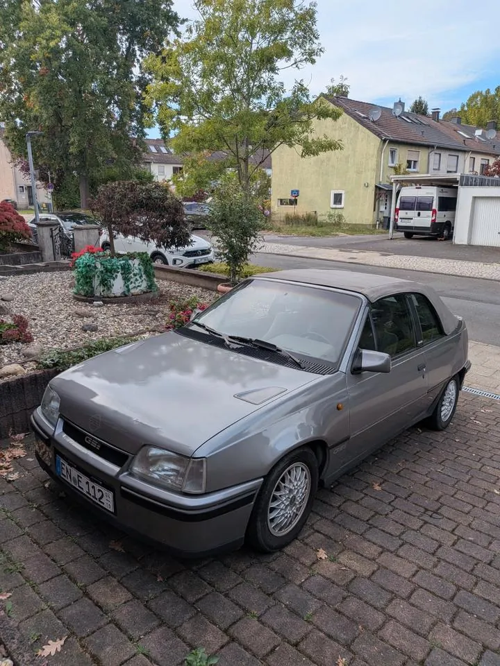 Opel Kadett E