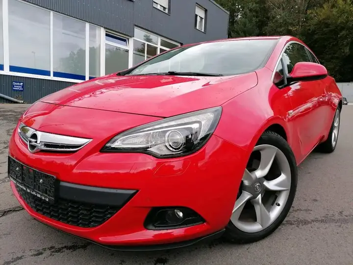 Opel Astra J Gtc