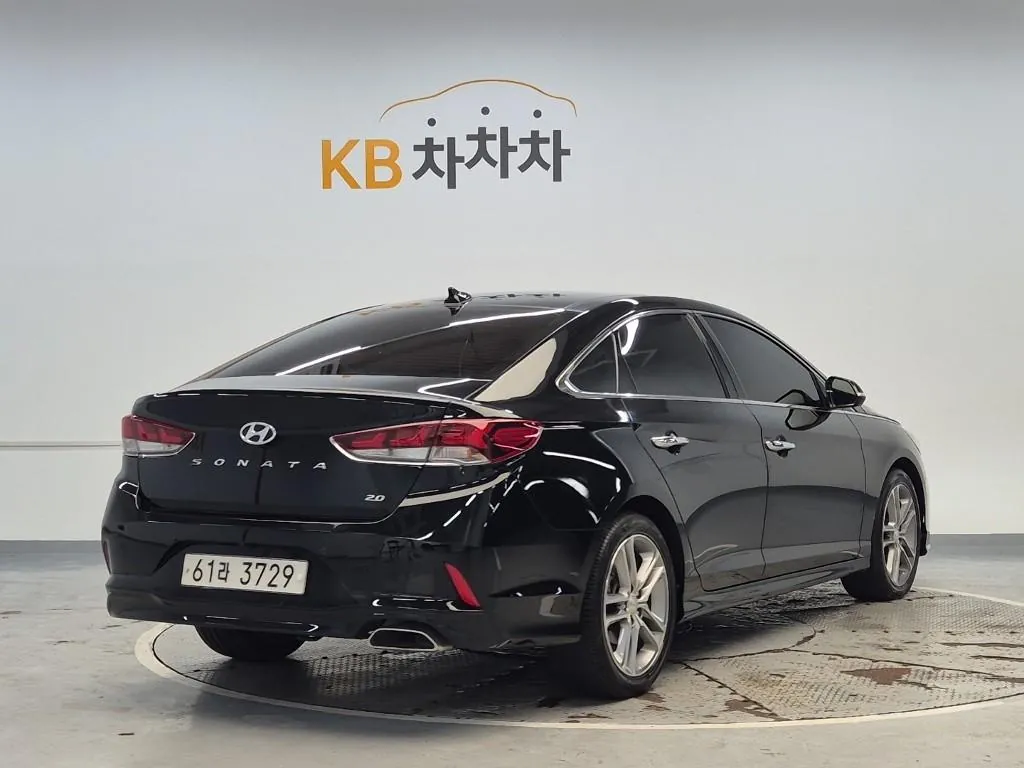 Hyundai Sonata 2018 photo 3