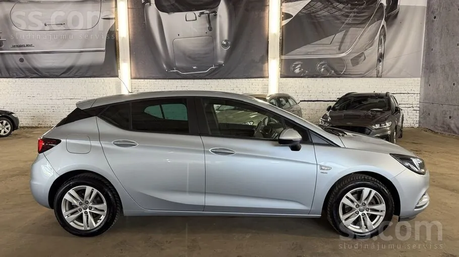 Opel Astra 2019 photo 3