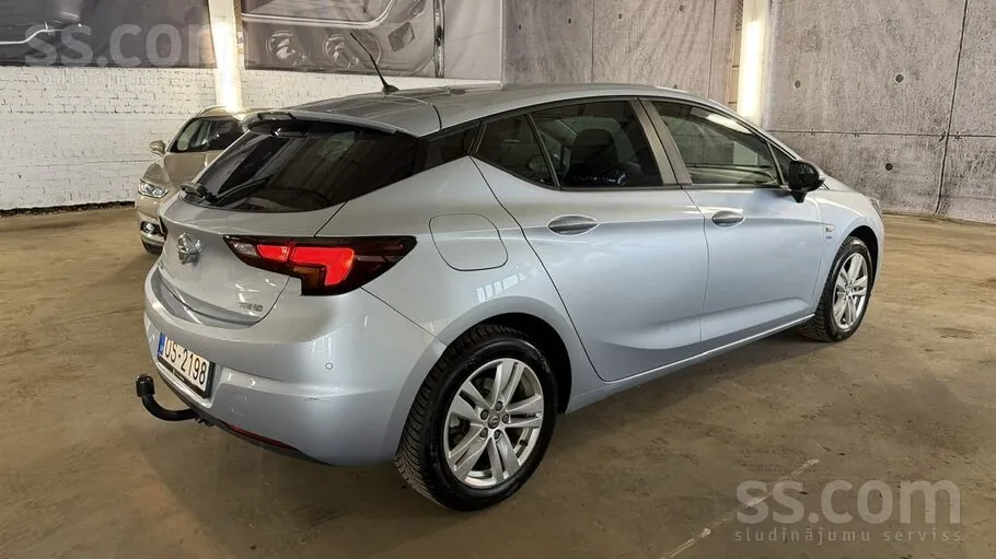 Opel Astra 2019 photo 4