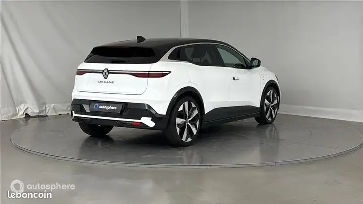 Renault Megane 2022 photo 5