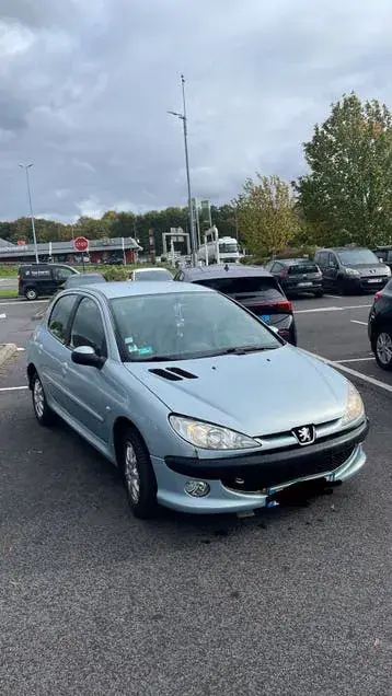 Peugeot 206