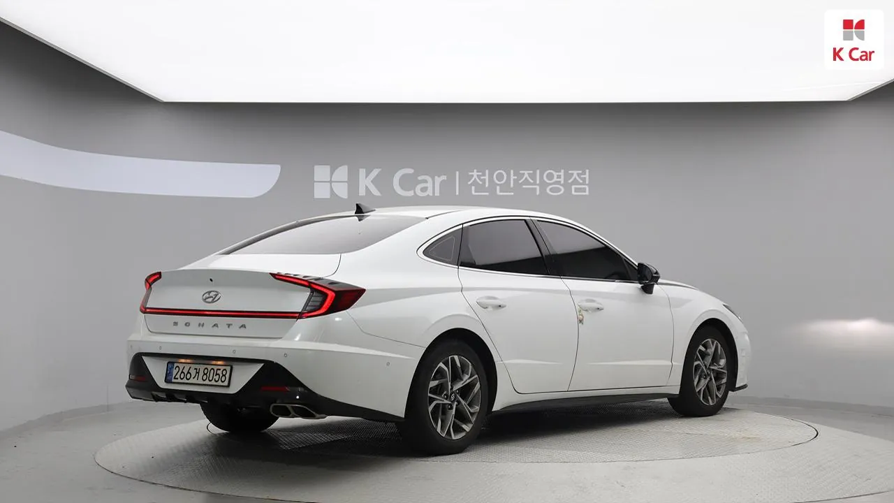 Hyundai Sonata 2022 photo 4