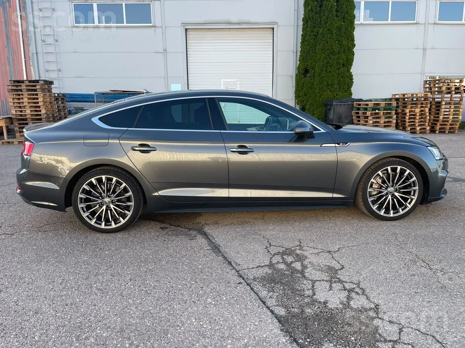Audi A5 2017 photo 5
