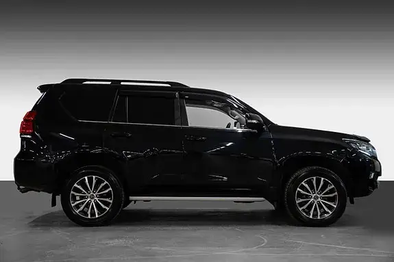 Toyota Land Cruiser 2024 photo 5