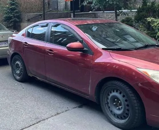 Mazda 3 2011 photo 2