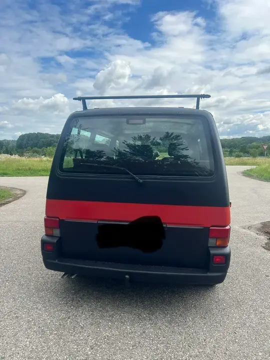 Volkswagen T4 2003 photo 2