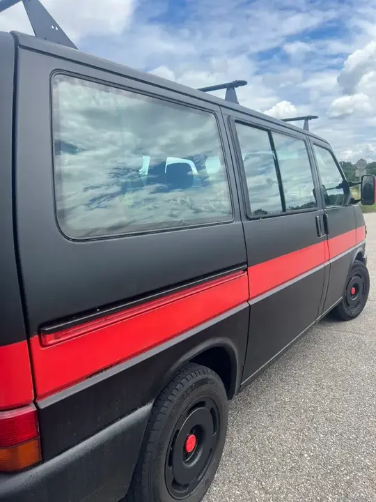 Volkswagen T4 2003 photo 3