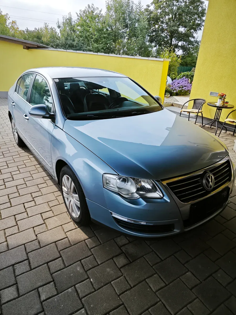 Volkswagen Passat 2006 photo 2