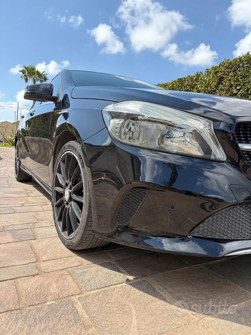 Mercedes-Benz A 2016 photo 4