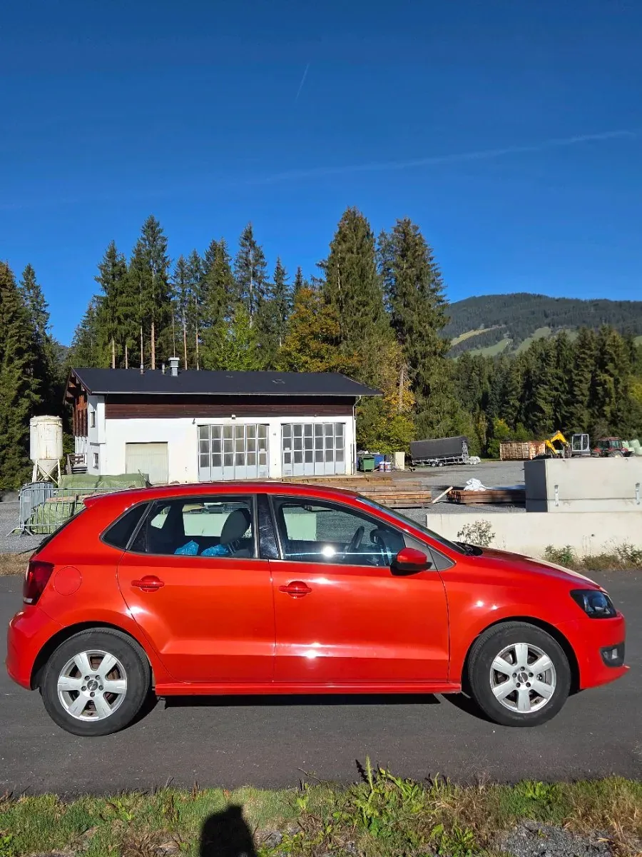 Volkswagen Polo 2010 photo 3