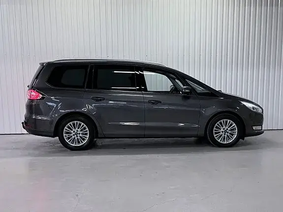 Ford Galaxy 2017 photo 2
