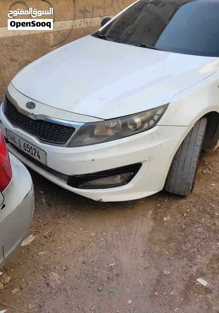 Kia K5 2011 photo 4