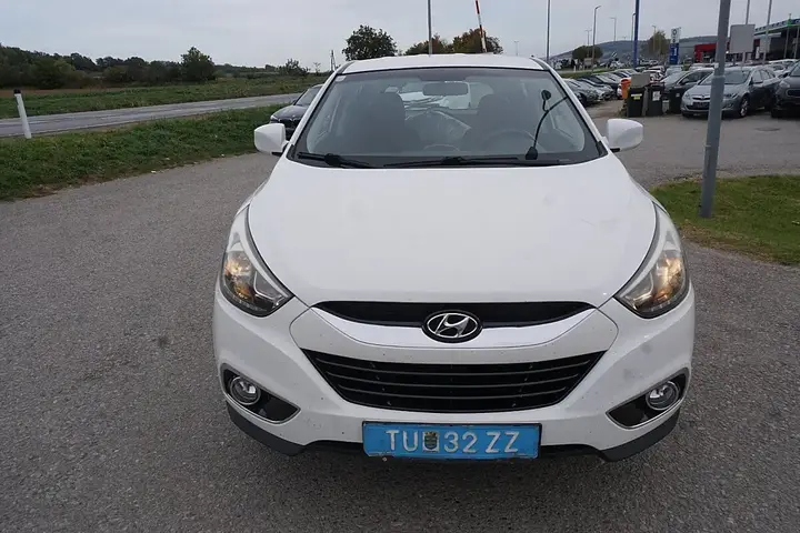 Hyundai Ix35 2013 photo 2