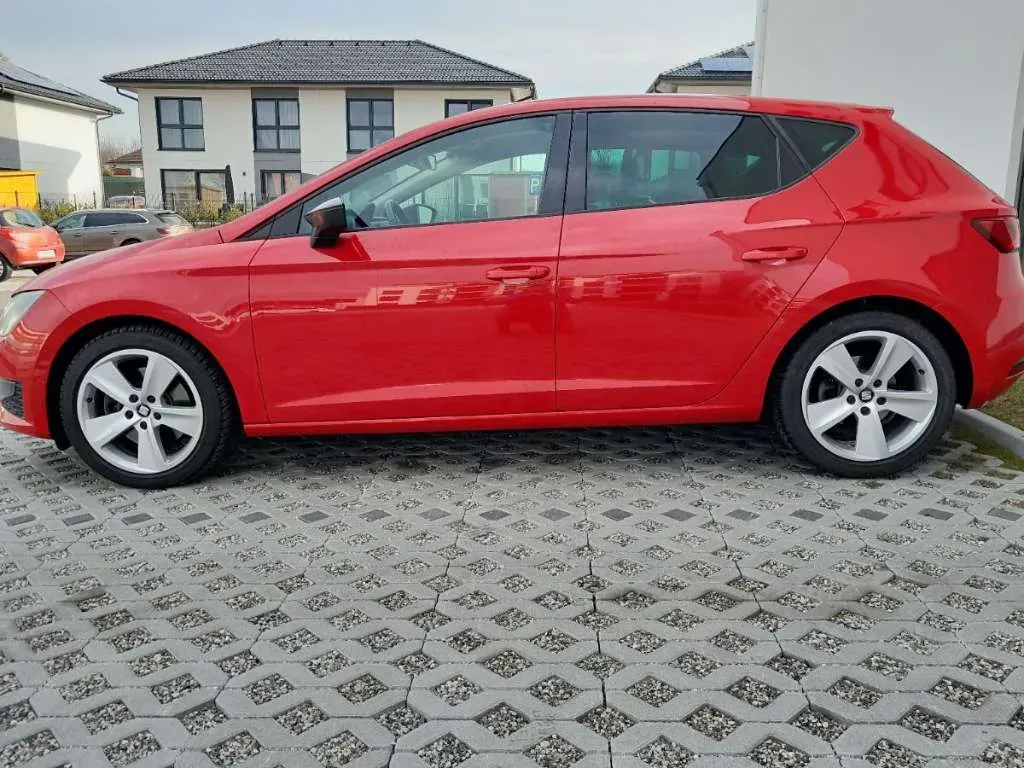 Seat Leon 2013 photo 3