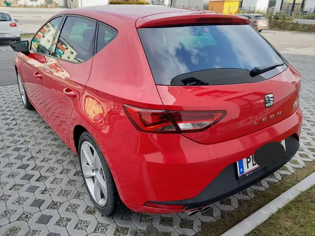 Seat Leon 2013 photo 2