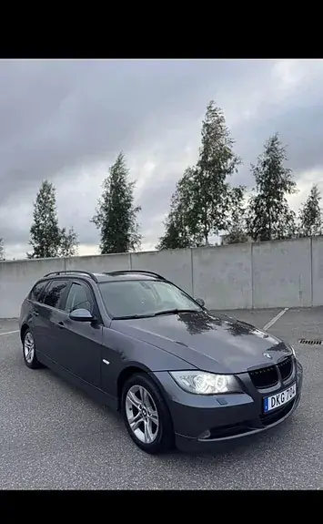 BMW 320D 2008 photo 2