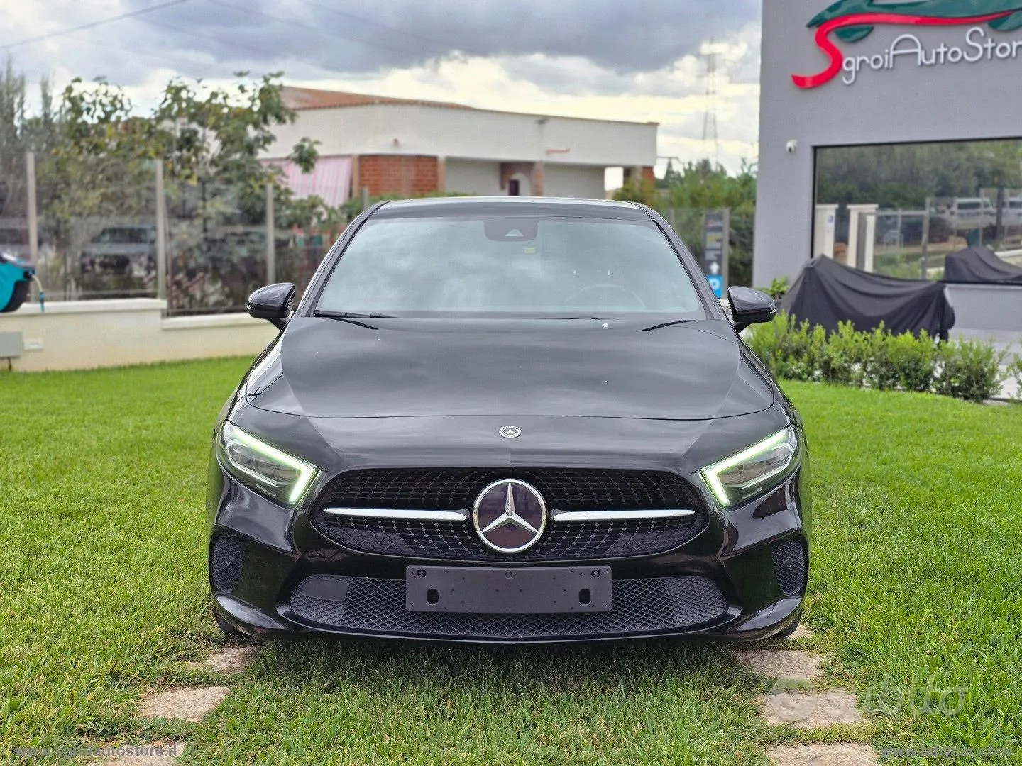 Mercedes-Benz A 180 2022 photo 2