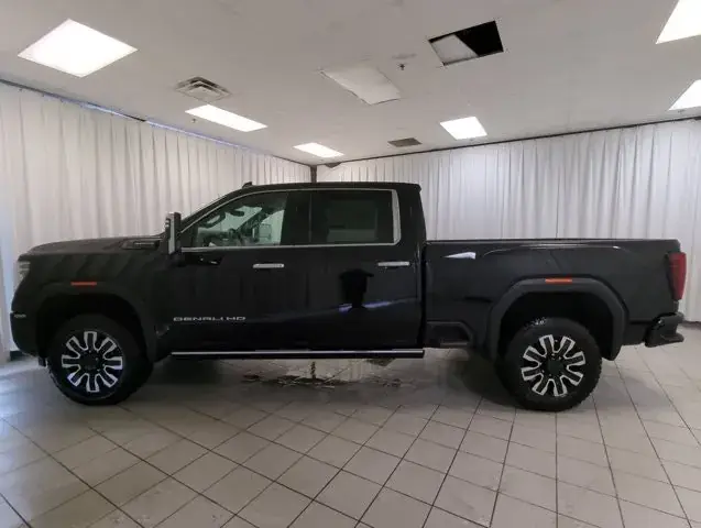 GMC Sierra 2500Hd 2026 photo 5