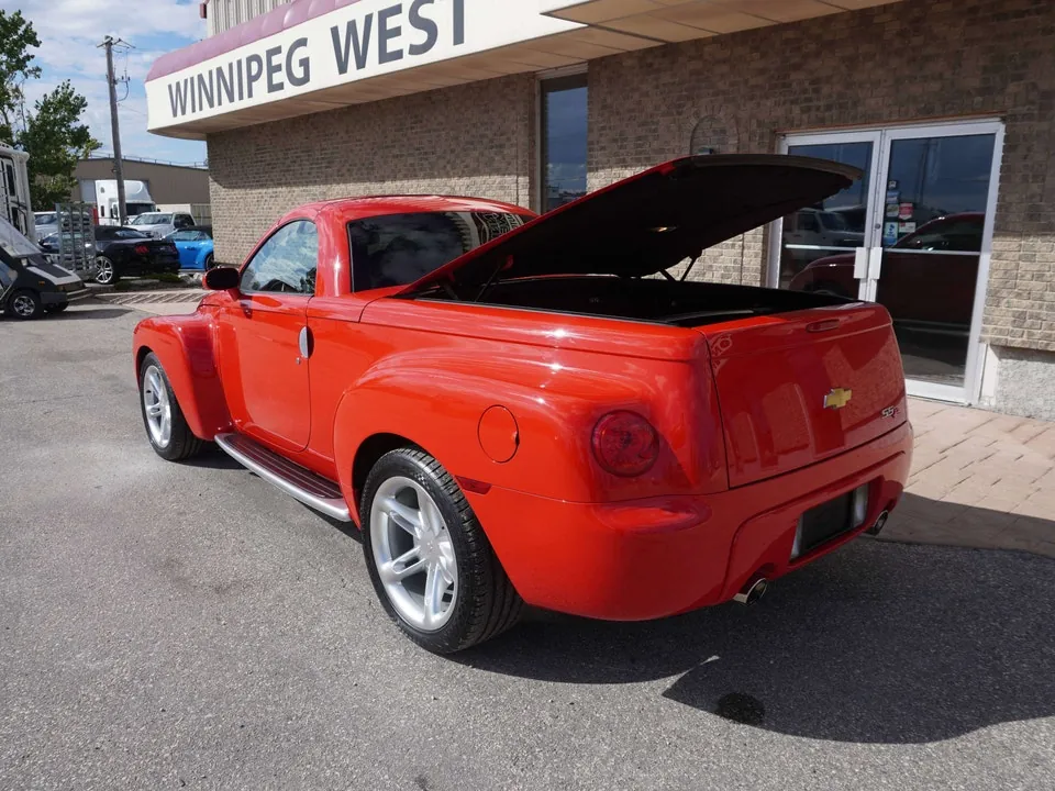 Chevrolet Ssr 2003 photo 5
