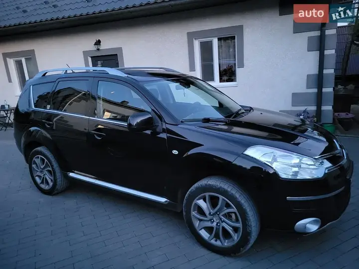 Citroen C-Crosser 2010 photo 2