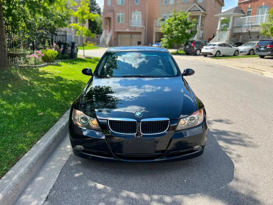 BMW 3 Series 2007 photo 2