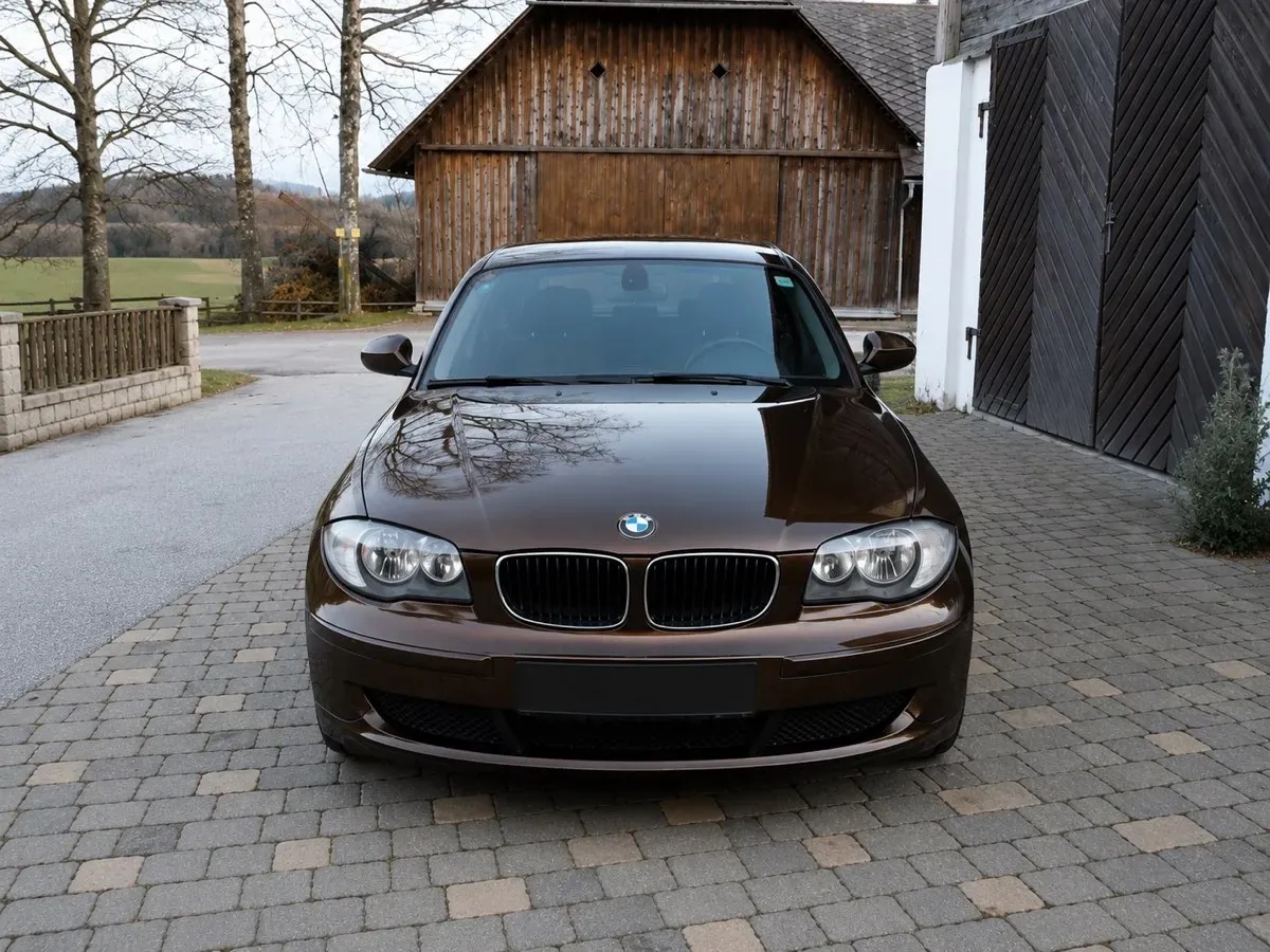 BMW 1 Series 2012 photo 2