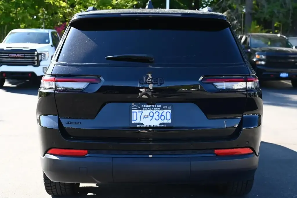 Jeep Grand Cherokee L 2024 photo 3