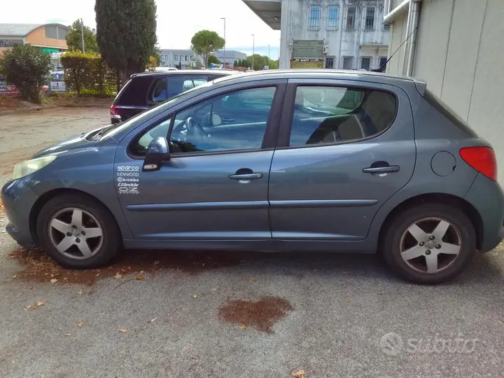 Peugeot 207 2007 photo 3