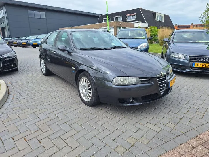 Alfa Romeo 156 2005 photo 2