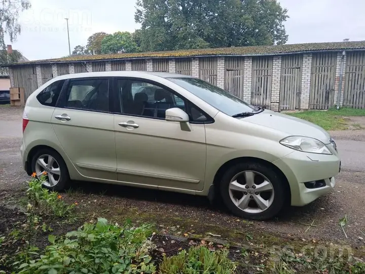 Honda Fr-V 2005 photo 2