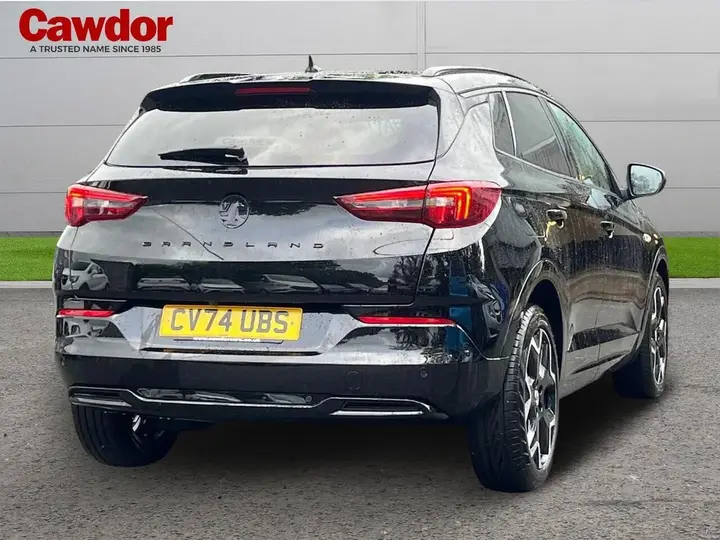 Vauxhall Grandland 2024 photo 3