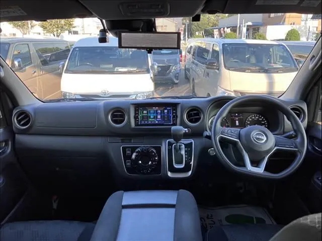 Nissan Caravan 2023 photo 4