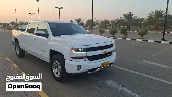 Chevrolet Silverado 2018 photo 2