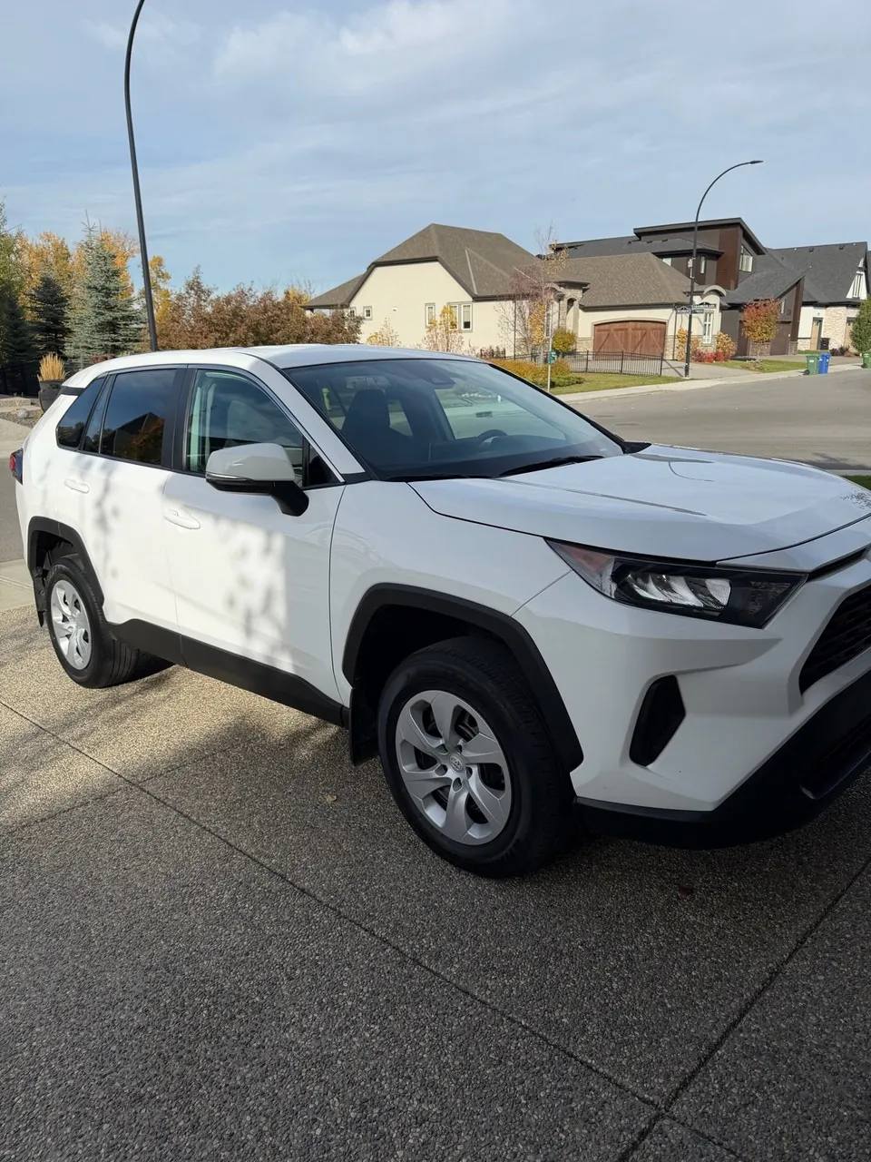 Toyota Rav4 2023 photo 3