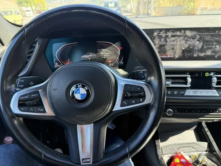 BMW 1 Series 2022 photo 2