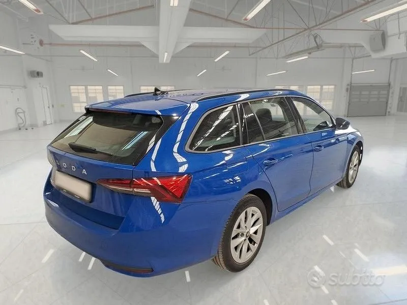 Skoda Octavia 2025 photo 4