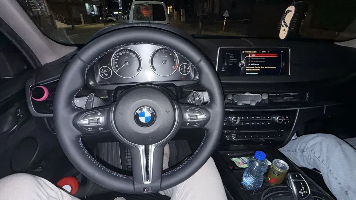 BMW X6 2015 photo 2