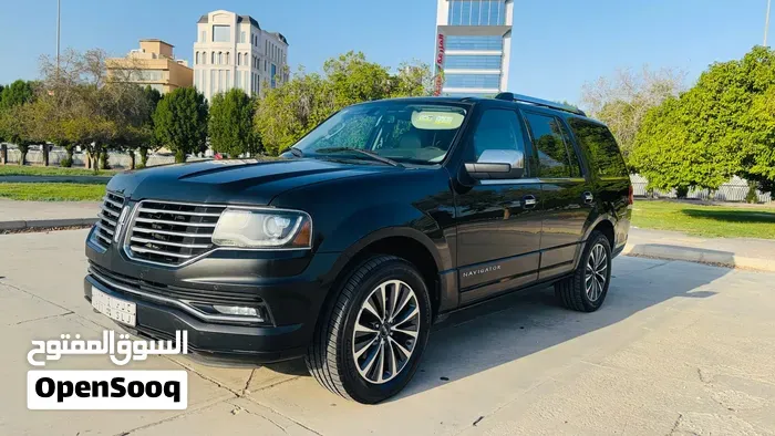 Lincoln Navigator 2015 photo 4
