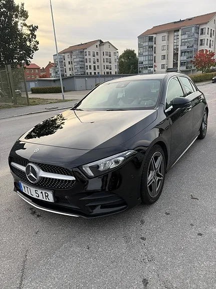Mercedes-Benz A180