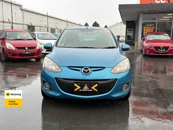 Mazda Demio 2013 photo 3