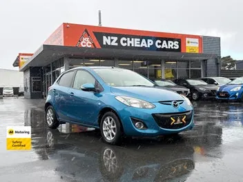 Mazda Demio 2013 photo 2