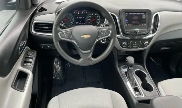 Chevrolet Equinox 2023 photo 4