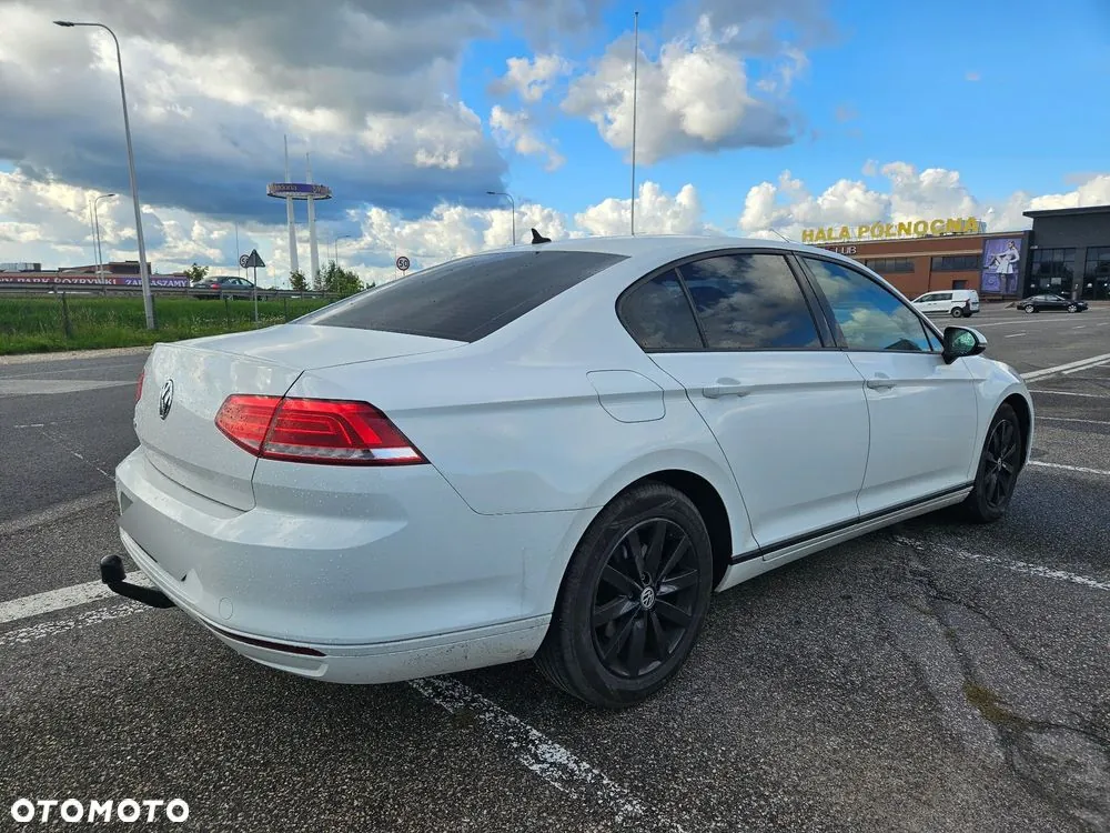 Volkswagen Passat 2019 photo 3