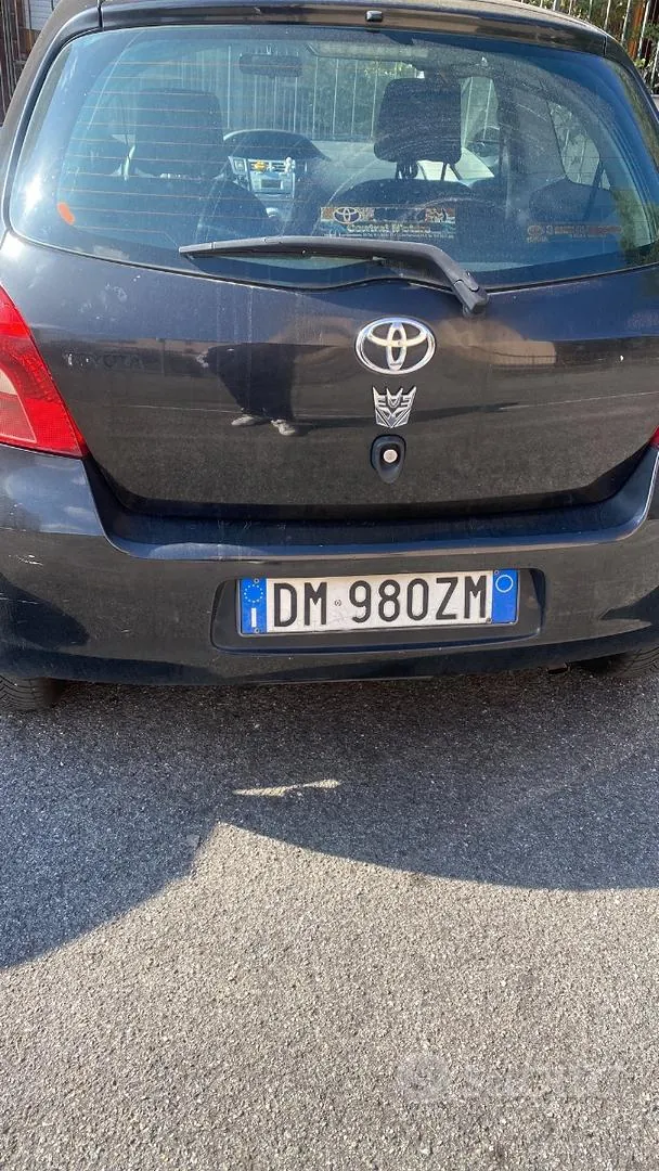 Toyota Yaris 2008 photo 4