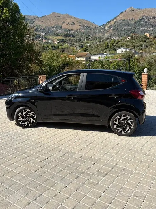 Hyundai I10 2022 photo 2