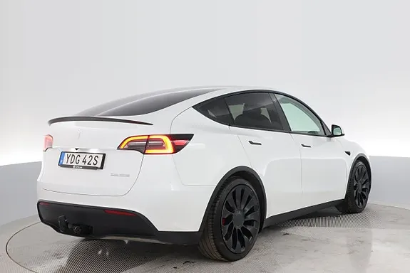 Tesla Model Y 2023 photo 5