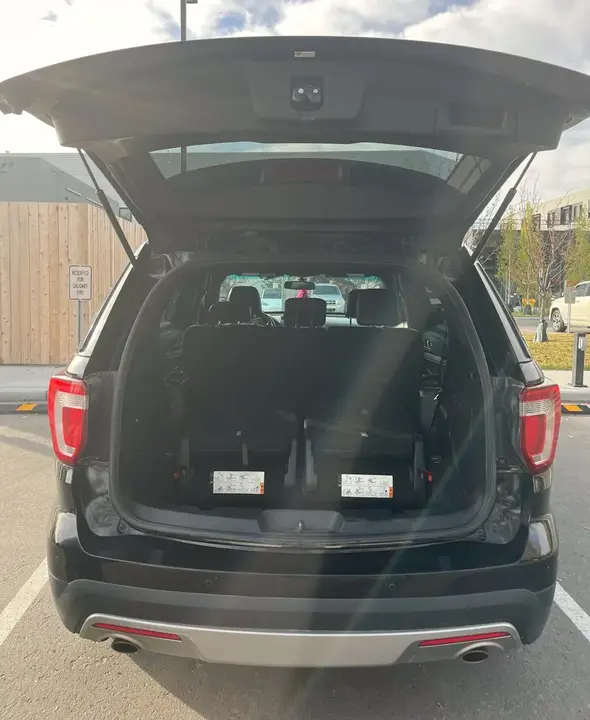 Ford Explorer 2016 photo 2